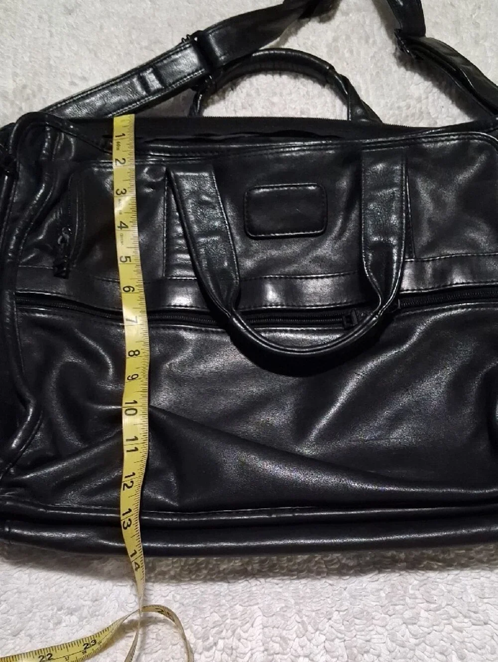 Tumi Black Leather Briefcase Messenger Bag for Men